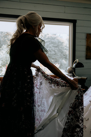 Taylor-Conner-Adeline-Farms-Wedding-Photos (47 of 72)