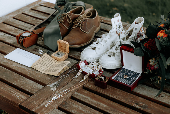 Taylor-Conner-Adeline-Farms-Wedding-Photos (4 of 57)