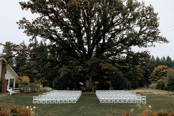 Taylor-Conner-Adeline-Farms-Wedding-Photos (25 of 57)