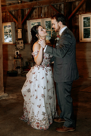 Taylor-Conner-Adeline-Farms-Wedding-Photos (28 of 86)
