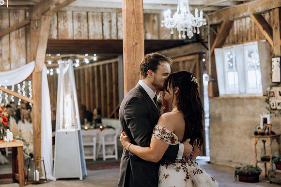 Taylor-Conner-Adeline-Farms-Wedding-Photos (27 of 86)