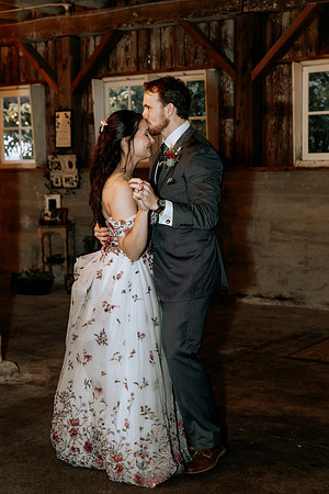 Taylor-Conner-Adeline-Farms-Wedding-Photos (33 of 86)