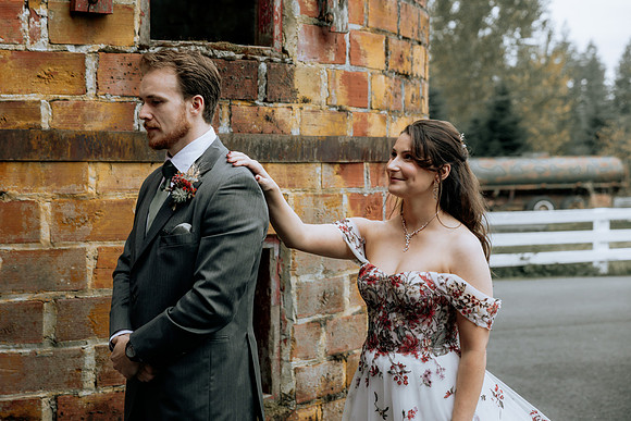Taylor-Conner-Adeline-Farms-Wedding-Photos (17 of 83)