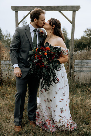 Taylor-Conner-Adeline-Farms-Wedding-Photos (32 of 83)