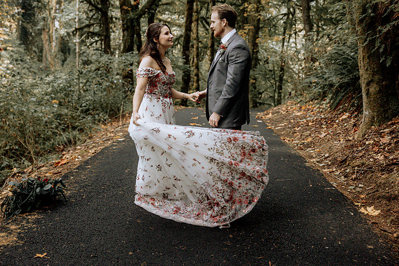 Taylor-Conner-Adeline-Farms-Wedding-Photos (41 of 83)