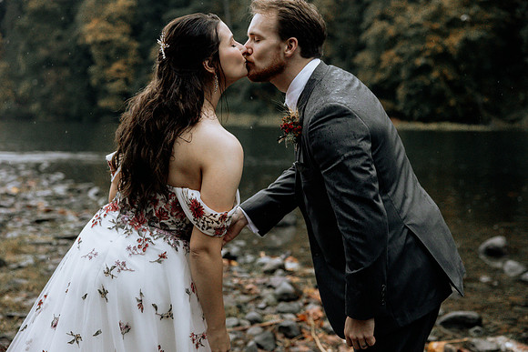Taylor-Conner-Adeline-Farms-Wedding-Photos (75 of 83)