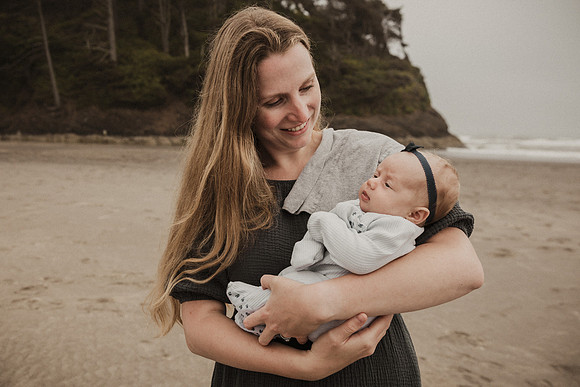 Madysen-Neskowin-Oregon-Family-Photos-2025 (1 of 64)
