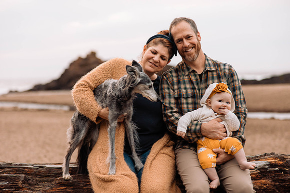 Ashley-Pepper-Pet-Family-Photos-2022-Oregon-1716
