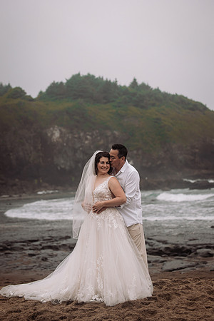Mike-Sara-Anniversary-Session-2023-Fogarty-Creek-49