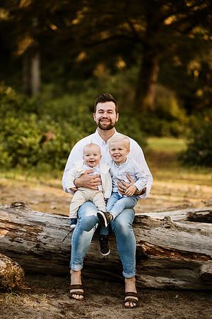 Ashley-Lincoln-City-Fogarty-Creek-Oregon-Family-Couples-vacation-Photos-8072