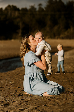 Ashley-Lincoln-City-Fogarty-Creek-Oregon-Family-Couples-vacation-Photos-8321