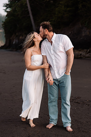 Kannon-Ashley-Surpise-Proposal-Rock-Neskowin-Oregon-Photos (60 of 94)