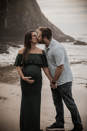 Nick-Natalie-maternity-photos-depoe-bay-oregon (11 of 68)