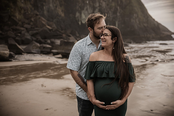 Nick-Natalie-maternity-photos-depoe-bay-oregon (15 of 68)