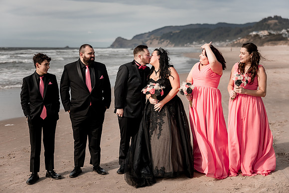 Christian-Brandi-Lincoln-City-Wedding-Photos (75)