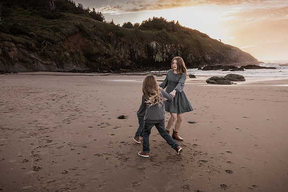 Faith-Family-Maternity-Session-Depoe-Bay (3 of 50)