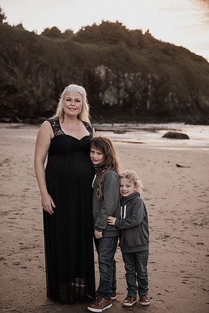 Faith-Family-Maternity-Session-Depoe-Bay (18 of 50)