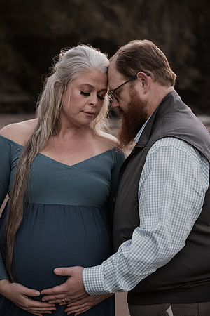 Faith-Family-Maternity-Session-Depoe-Bay (30 of 50)