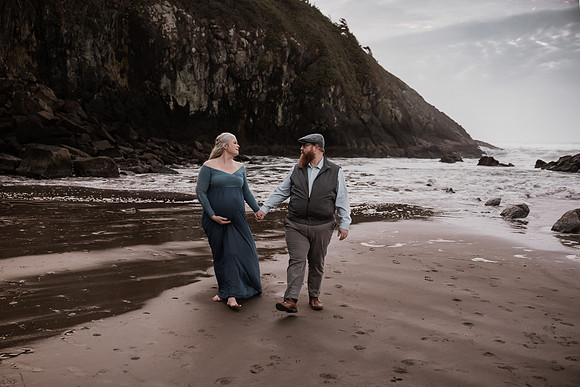 Faith-Family-Maternity-Session-Depoe-Bay (40 of 50)