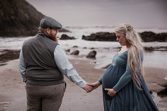 Faith-Family-Maternity-Session-Depoe-Bay (42 of 50)