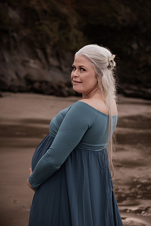 Faith-Family-Maternity-Session-Depoe-Bay (43 of 50)