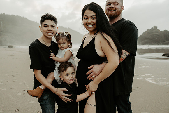 Jesica-Family-Maternity-Session-Depoe-Bay (5 of 51)