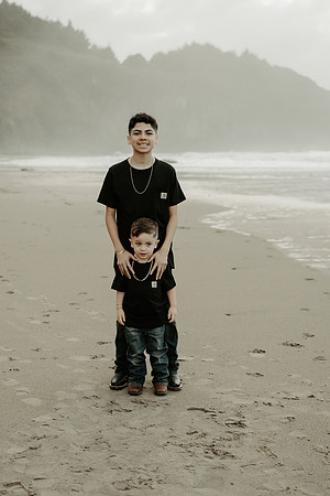 Jesica-Family-Maternity-Session-Depoe-Bay (8 of 51)