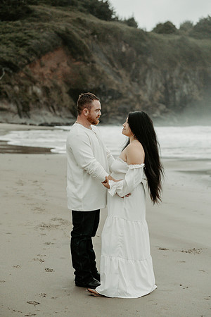 Jesica-Family-Maternity-Session-Depoe-Bay (15 of 51)