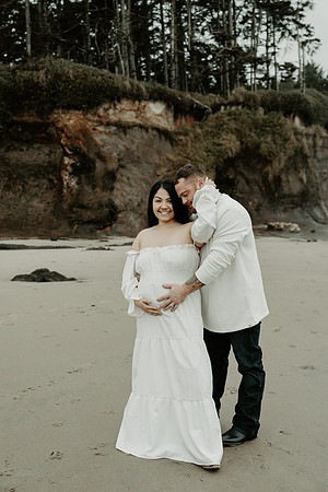 Jesica-Family-Maternity-Session-Depoe-Bay (16 of 51)