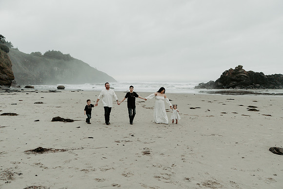 Jesica-Family-Maternity-Session-Depoe-Bay (38 of 51)
