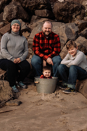 Samantha-Brian-Cooper-Jackson-Taft-beach-lincoln-City-Oregon-2022-Family-Photos-0943