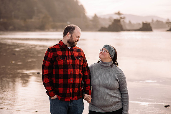 Samantha-Brian-Cooper-Jackson-Taft-beach-lincoln-City-Oregon-2022-Family-Photos-2381