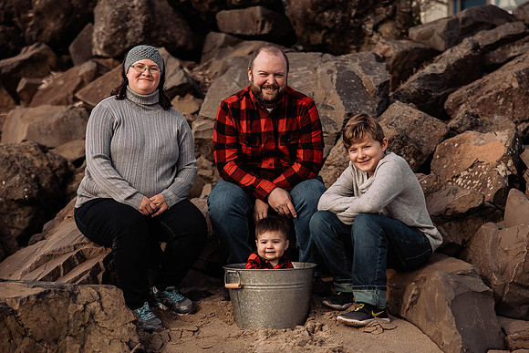 Samantha-Brian-Cooper-Jackson-Taft-beach-lincoln-City-Oregon-2022-Family-Photos-2363