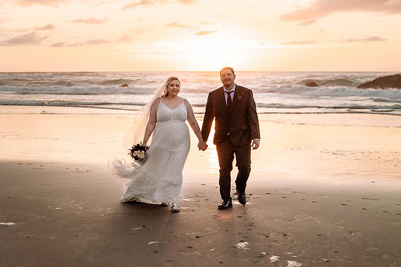 Char;es & Makala-Chinook-Winds-Casino-wedding-0308