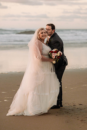 Char;es & Makala-Chinook-Winds-Casino-wedding-0286