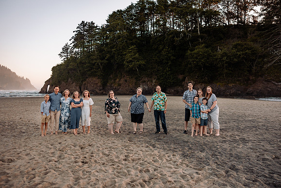 debra-family-vaction-neskowin-2024-25