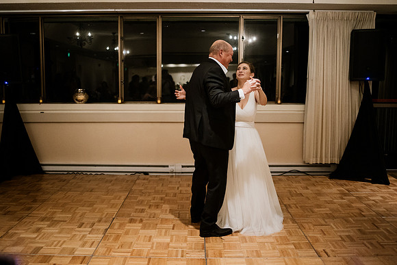 Alex-Danielle-Inn-Spanish-Head-Lincoln-City-oregon-wedding-0600