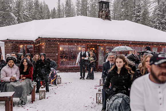Tyler-Brittani-Lake-Priest-Idaho-Winter-Snow-Wedding-2021-04089