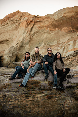 Cape-Kiwanda-Oregon-Family-Photos-2025 (43 of 65)