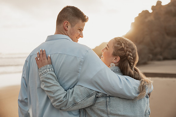 IAN-NICOLE-DEPOE-BAY-ENGAGEMENT-PHOTOS (17 of 39)