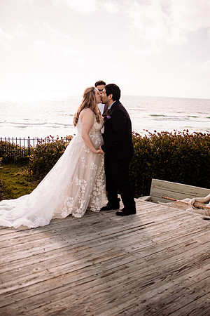 Darrick-Hillary-Gleneden-Oregon-Beach-Elopement-Photos