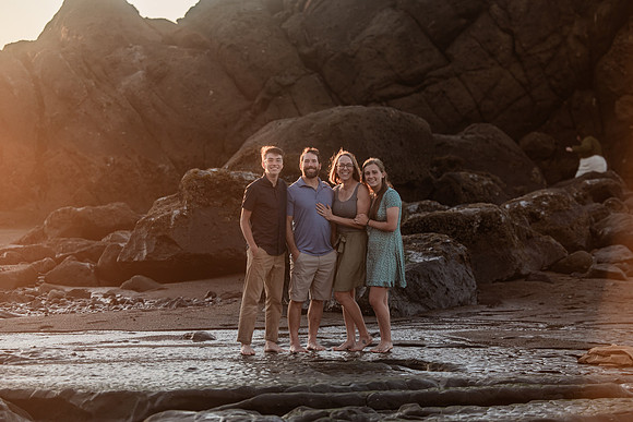 Andrea-Family-Vacation-Photos-Fogarty-Creek-Depoe-Bay-Oregon-36