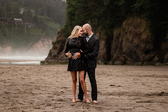 Adnan-Jenn-proposal-Rock-neskowin-oregon Engagement-42