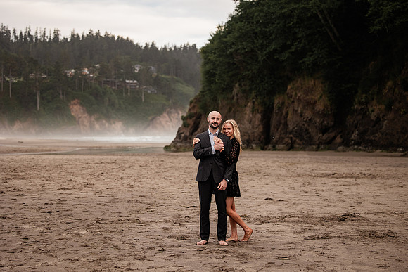 Adnan-Jenn-proposal-Rock-neskowin-oregon Engagement-40