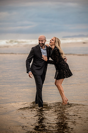 Adnan-Jenn-proposal-Rock-neskowin-oregon Engagement-36
