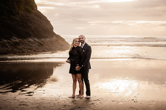 Adnan-Jenn-proposal-Rock-neskowin-oregon Engagement-16
