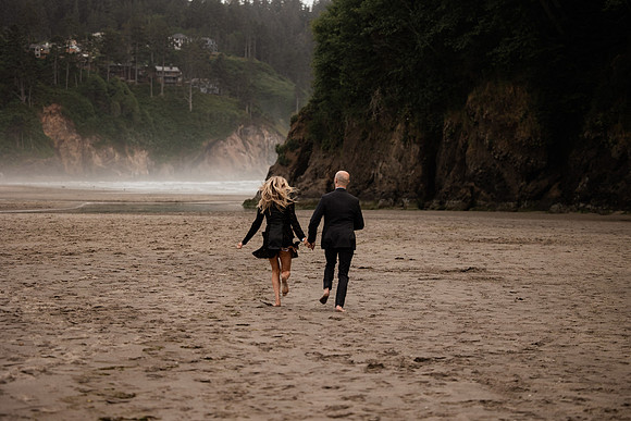 Adnan-Jenn-proposal-Rock-neskowin-oregon Engagement-38