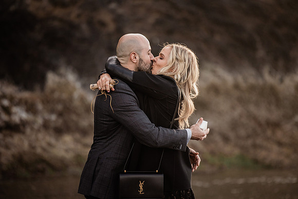 Adnan-Jenn-proposal-Rock-neskowin-oregon Engagement-6