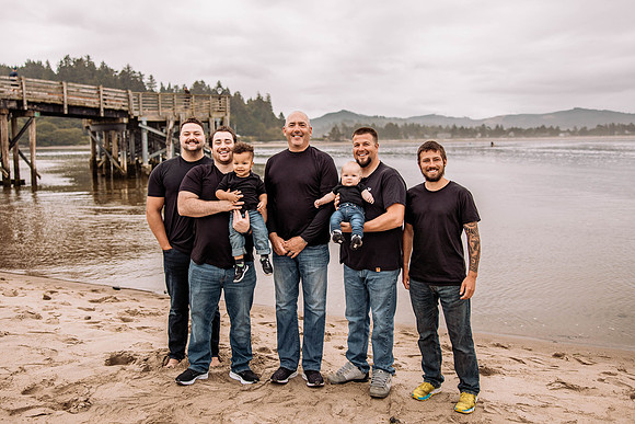 Hank-Lincoln-City-Oregon-Family-Vacation-photos-2022-2368