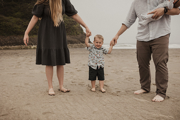 Madysen-Neskowin-Oregon-Family-Photos-2025 (20 of 64)